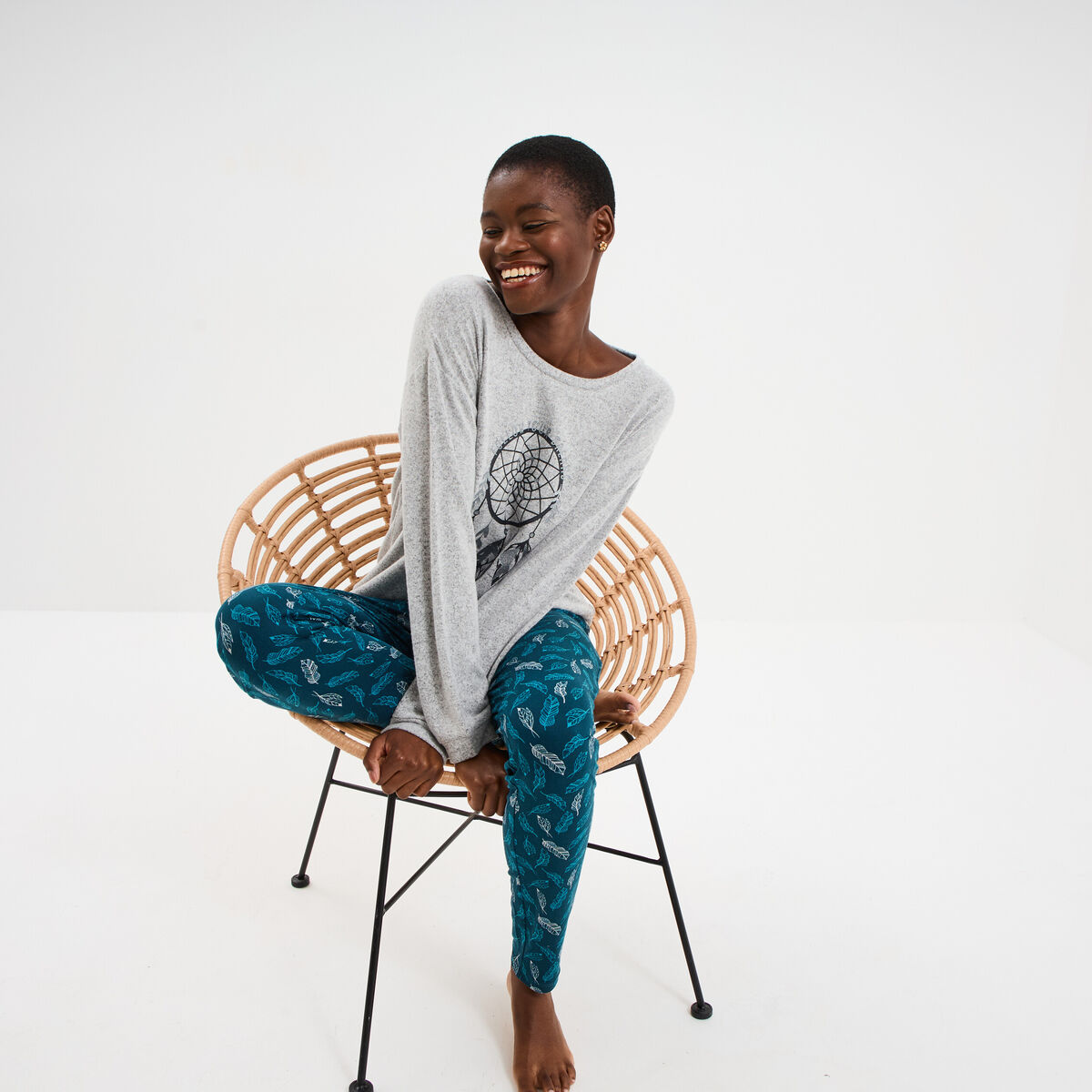 Ensemble pyjama legging et t-shirt gris clair femme