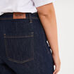 Jean large cropped poches plaqu&eacute;es denim brut femme grande taille