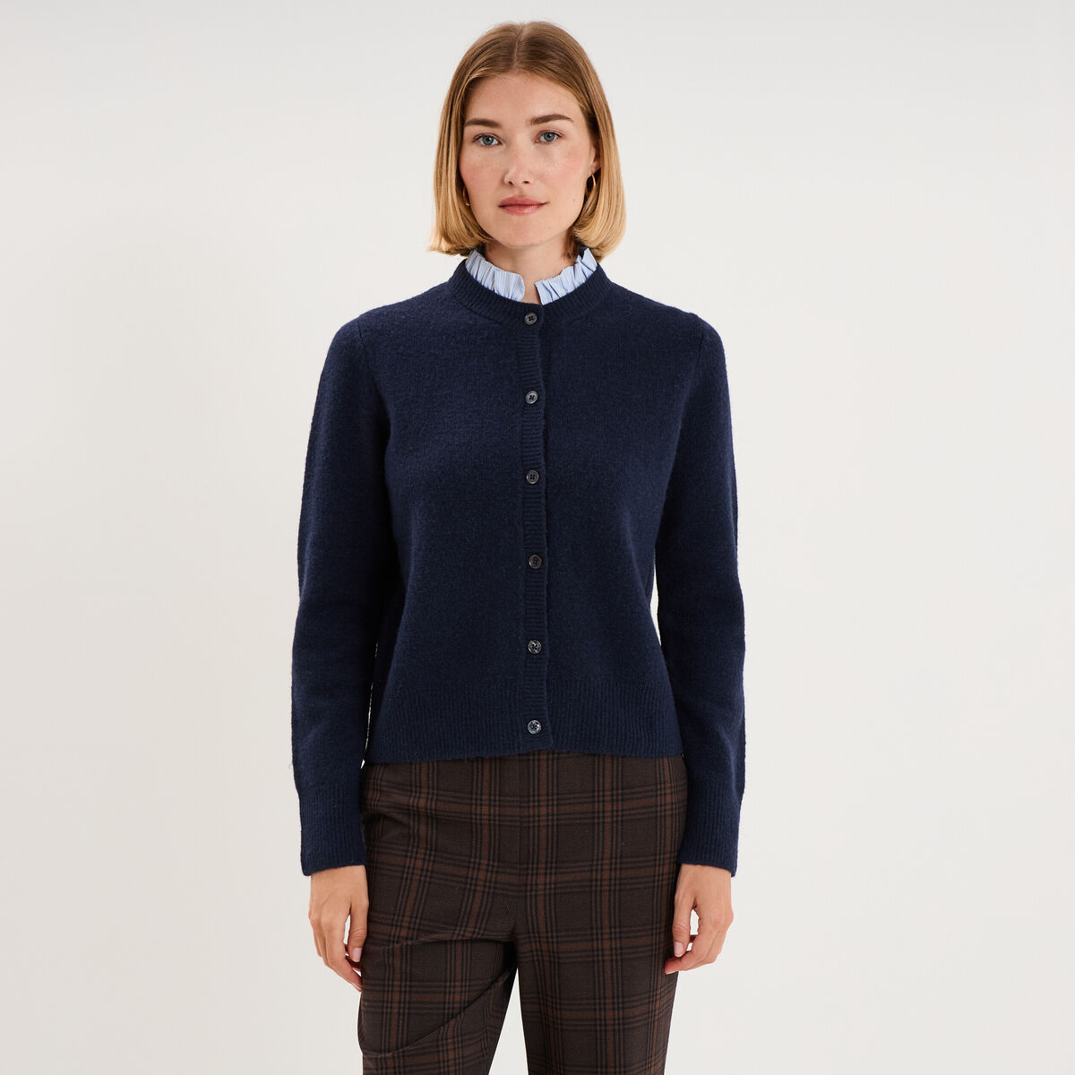 Gilet col rond boutonn&eacute; 2 en 1 bleu fonc&eacute; femme