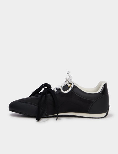 Baskets &agrave; lacets doubles semelle fine noir femme