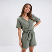 Combishort ceinturée en gaze de coton vert kaki femme