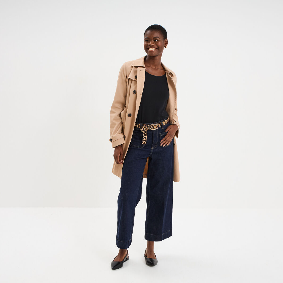 Body ajust&eacute; manches courtes noir femme