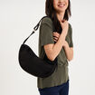 Sac banane effet su&eacute;dine noir femme