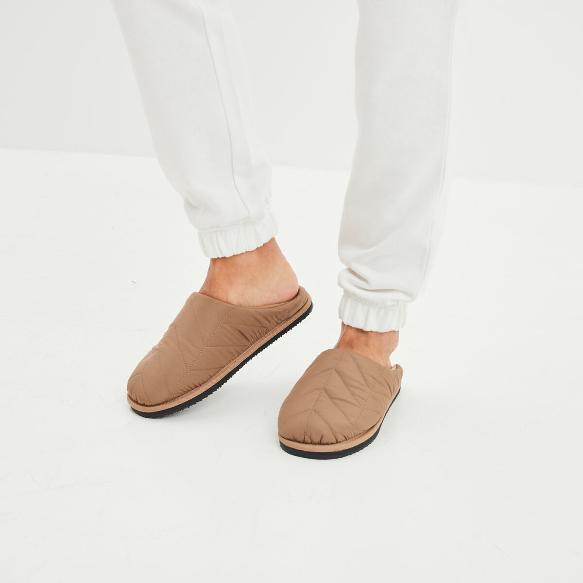 Chaussons mules matelassés vert kaki femme