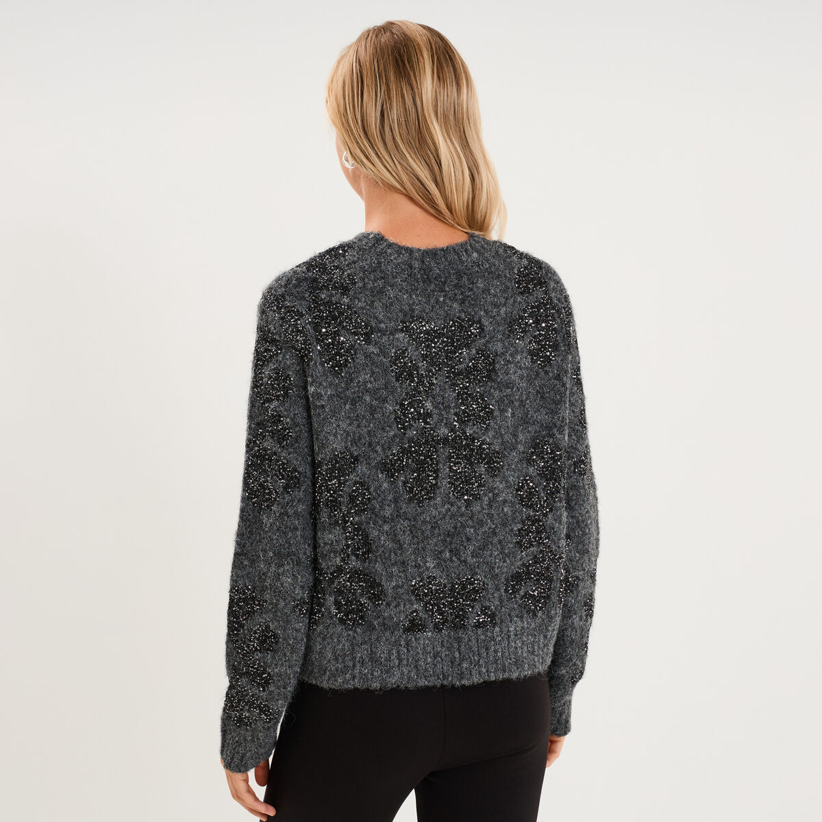 Pull &agrave; sequins et col rond gris fonc&eacute; femme