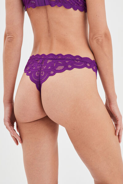 Tanga en dentelle violet femme