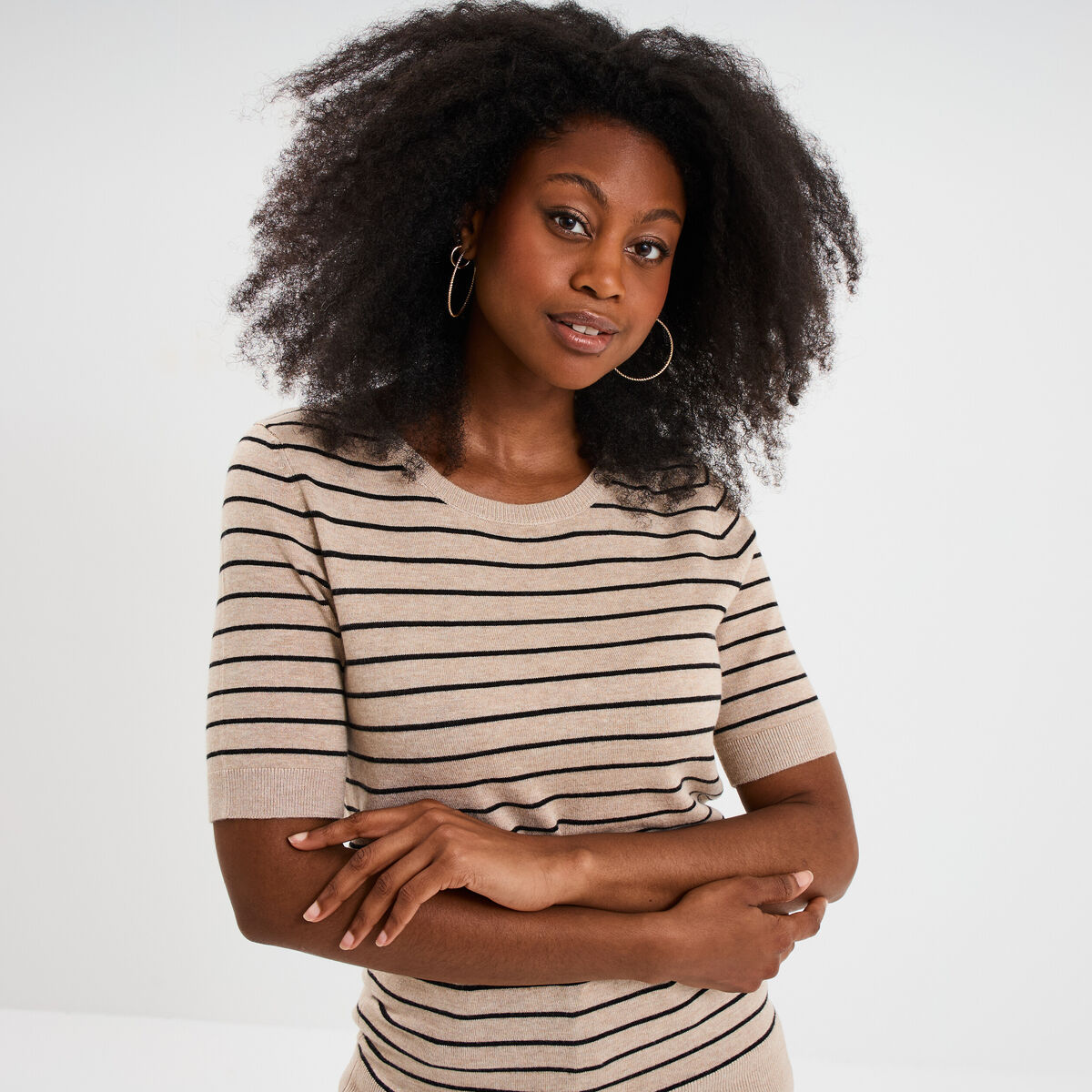 Pull manches courtes col rond beige femme