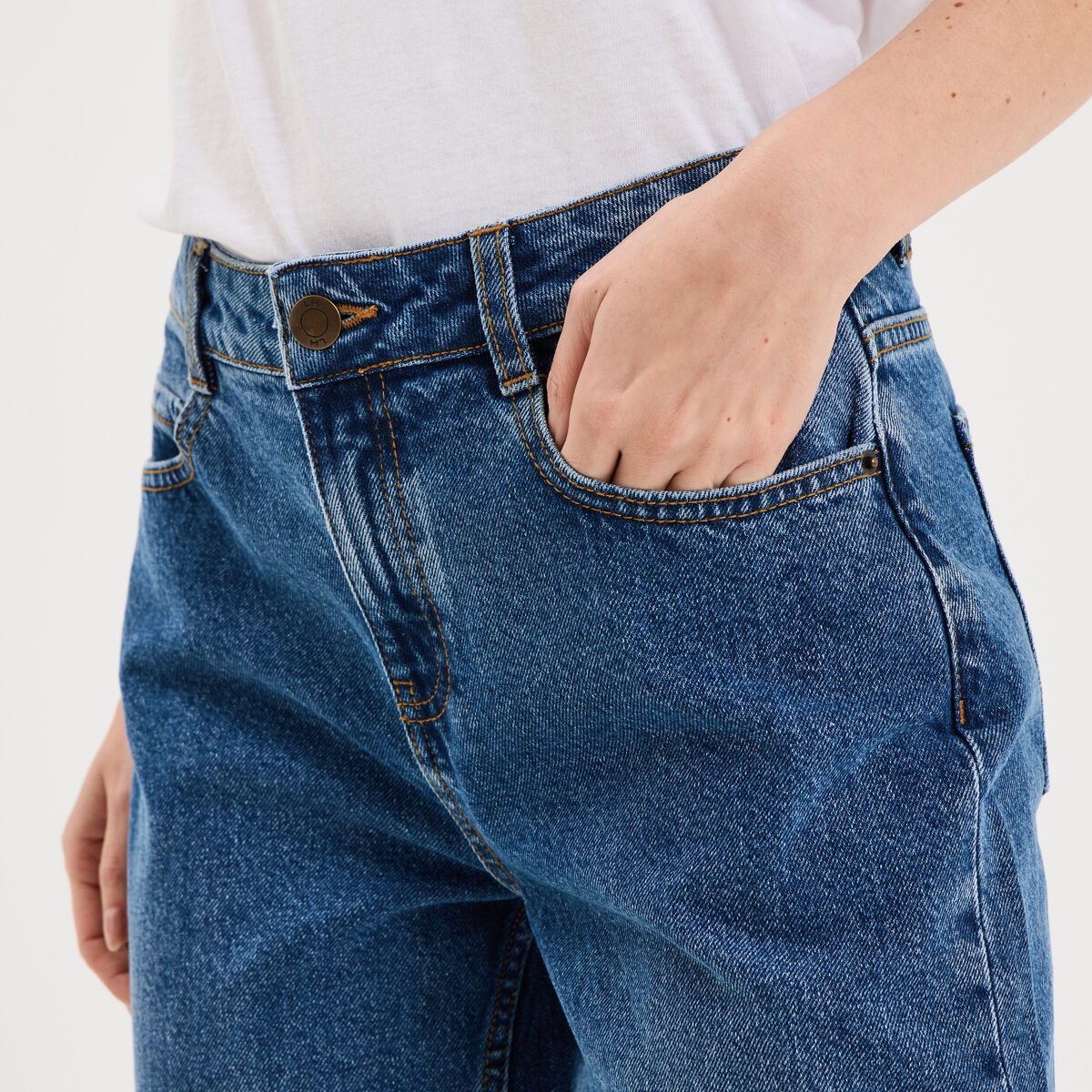 Jean droit cropped bas revers denim stone femme