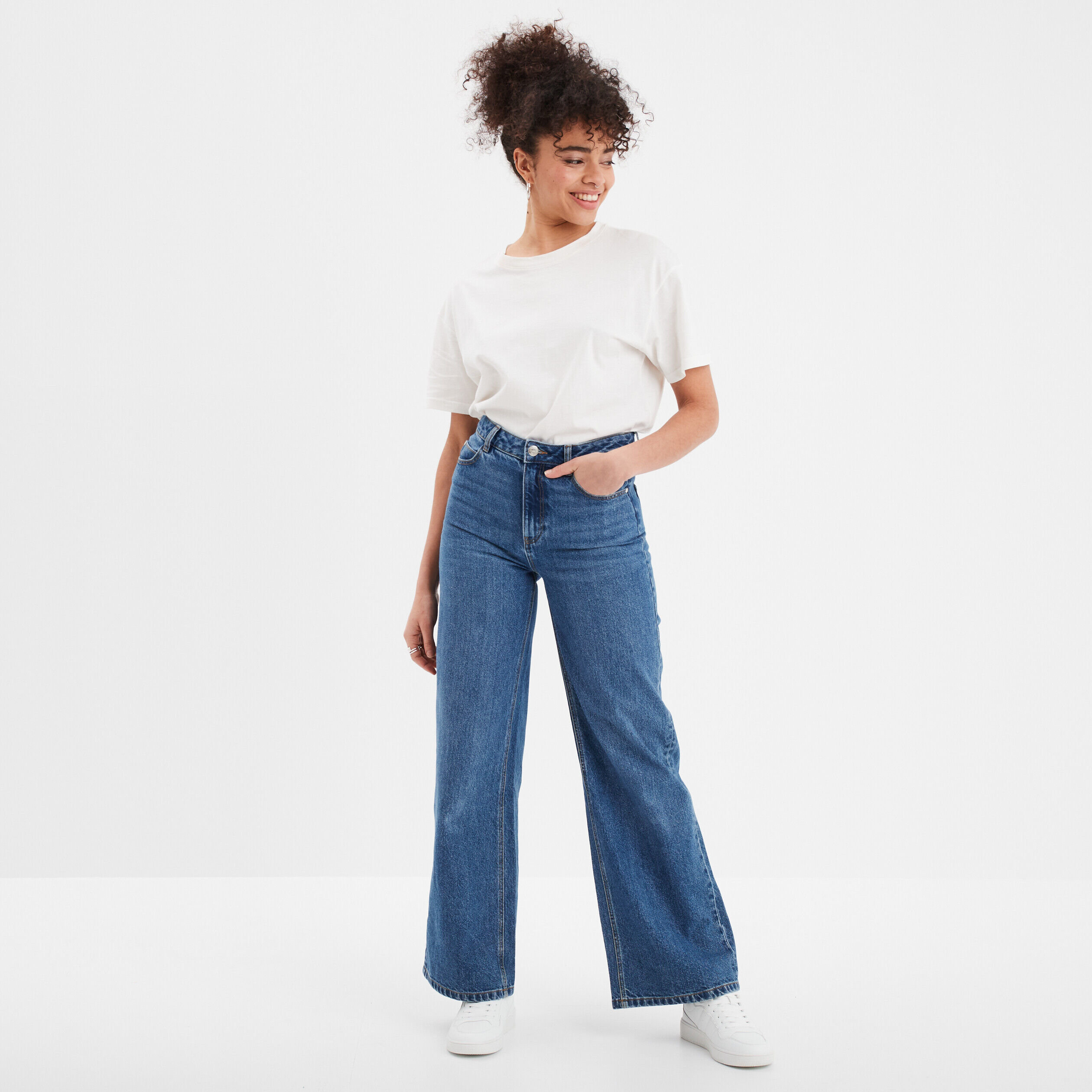 Jean femme pas cher jeans skinny slim taille haute. taille 32 La Halle