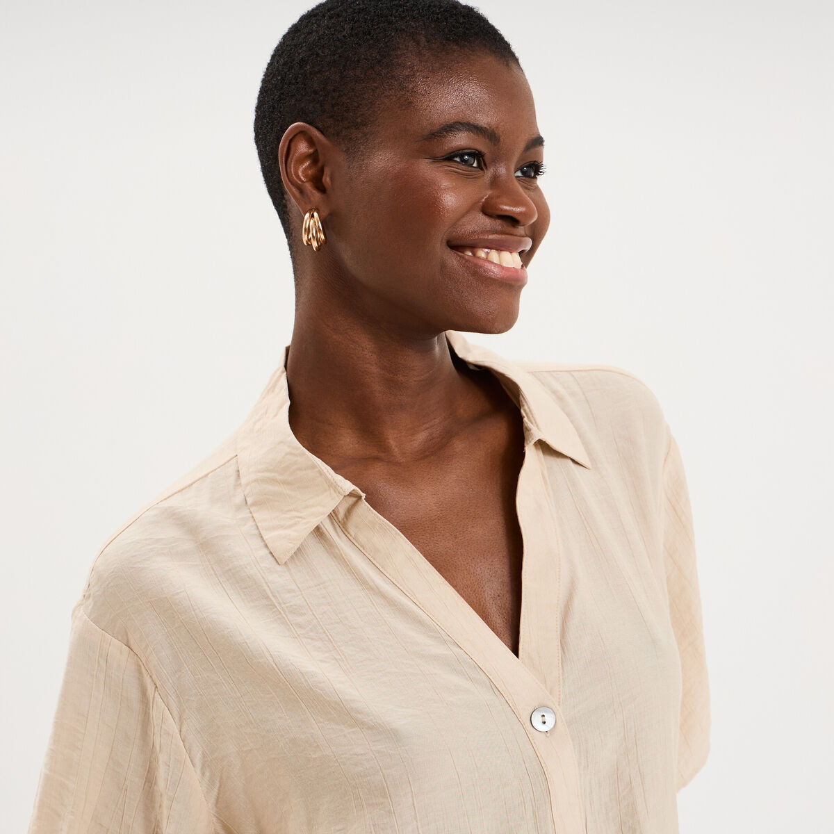 Chemise dos smock&eacute; manches courtes beige femme