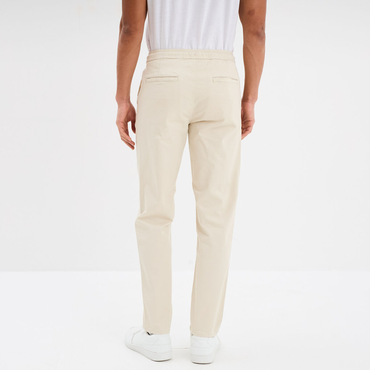 Pantalon chino regular taille &eacute;lastiqu&eacute;e beige homme