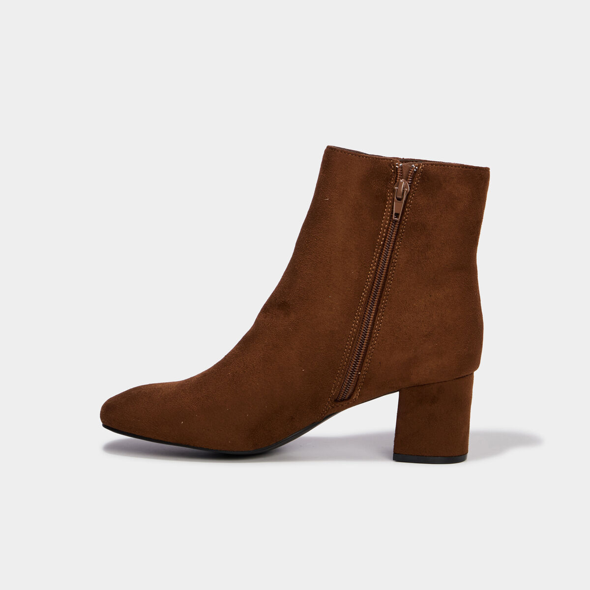 Bottines &agrave; talon bloc su&eacute;dine zip marron femme