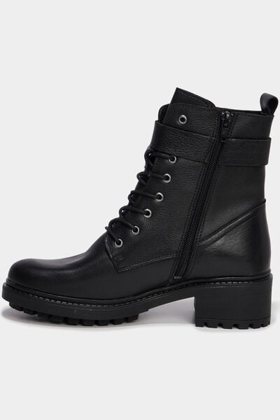 Boots crant&eacute;es &agrave; lacets en cuir noir femme