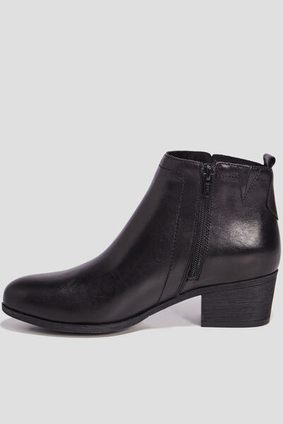 Bottines à talons en cuir noir femme