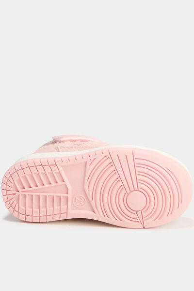 Baskets montantes &agrave; scratchs rose b&eacute;b&eacute; fille