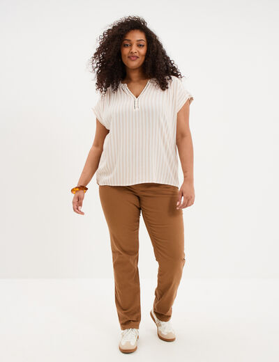 Blouse col en V manches courtes beige femme grande taille