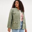 Veste boutonn&eacute;e poches &agrave; rabat vert kaki femme grande taille