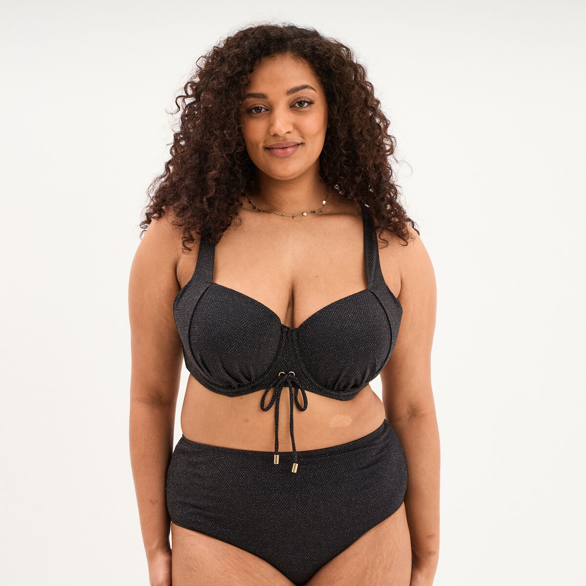 Haut de maillot de bain corbeille noir femme grande taille