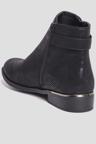 Bottines zippées avec perforations noir femme
