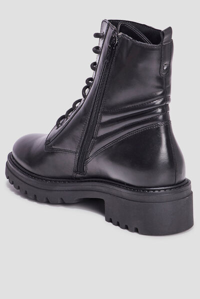 Bottines crantées à lacets en cuir noir femme