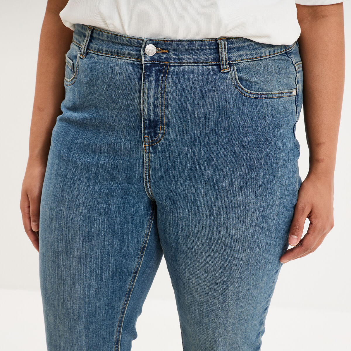 Jeans slim taille haute 5 poches denim dirty femme grande taille