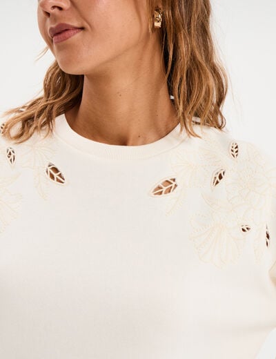 Sweat ajour&eacute; avec broderie col rond ecru femme