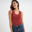 D&eacute;bardeur coton bords dentelle rouge fonc&eacute; femme