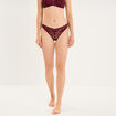 Tanga en dentelle prune femme