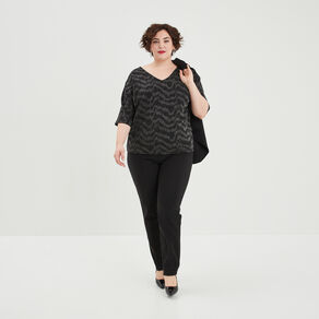 T-shirt fils métallisés et ouvertures noir femme grande taille