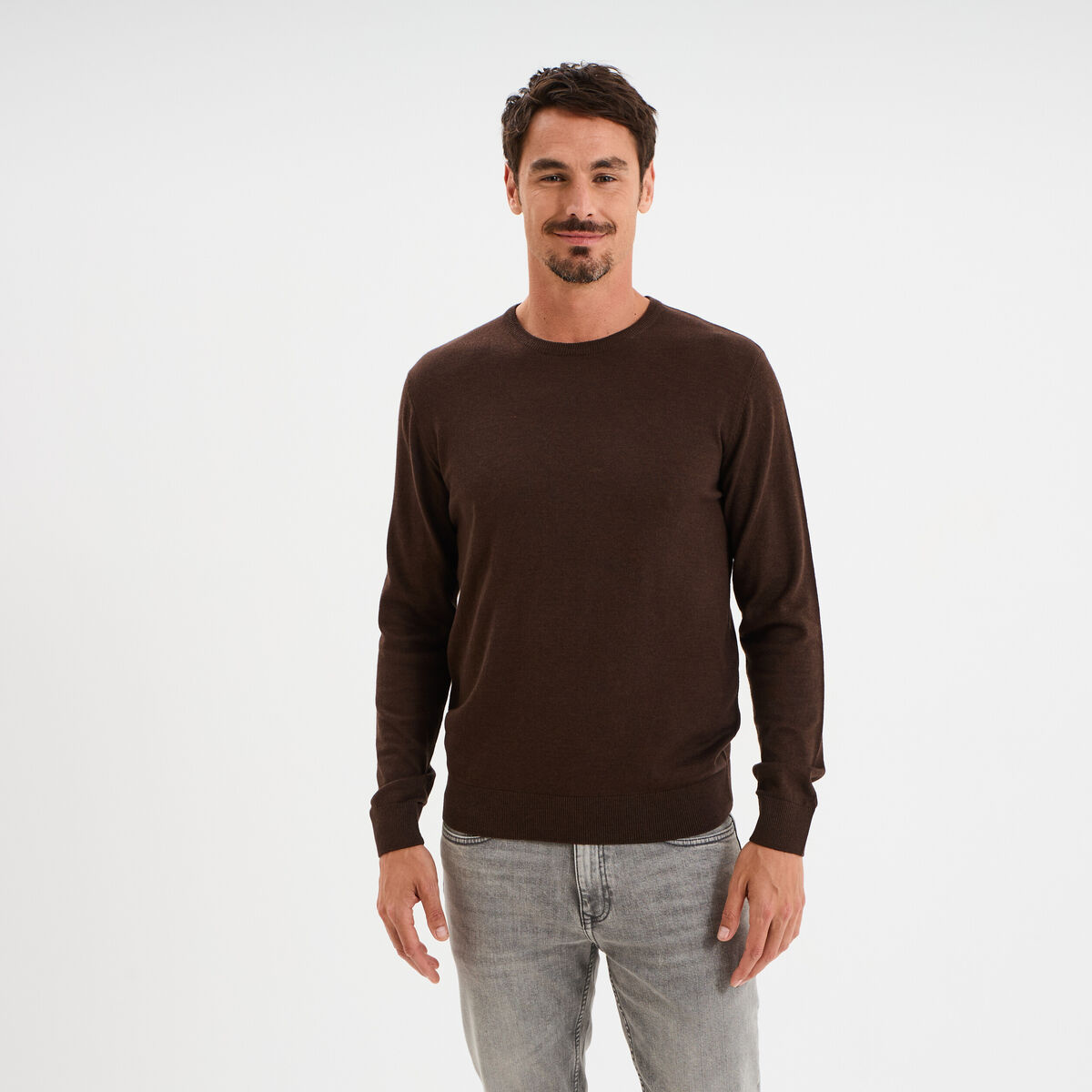 Pull droit col rond coton m&eacute;lang&eacute; marron fonc&eacute; homme
