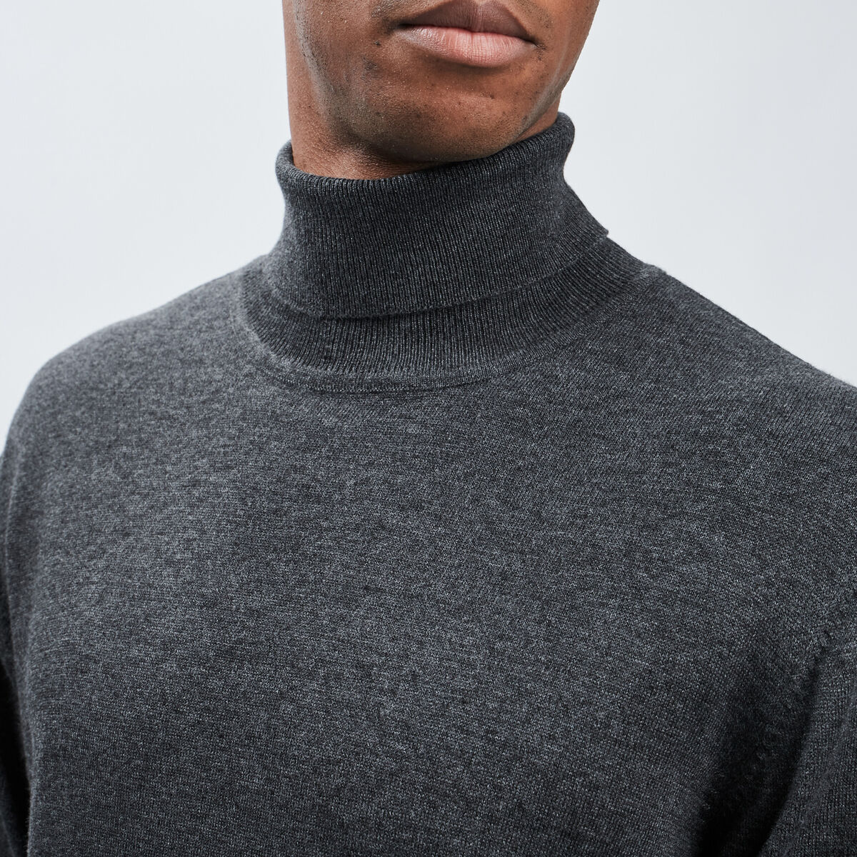 Pull avec col roulé gris foncé homme