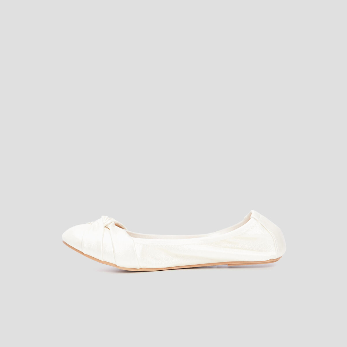 Ballerines effet nou&eacute; blanc femme