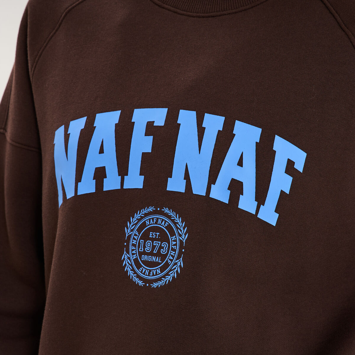 Sweat oversize logo NAF NAF brod&eacute; marron fonc&eacute; femme