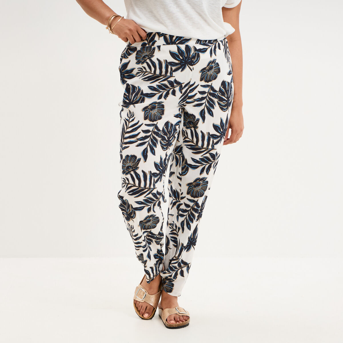 Pantalon carotte fluide ecru femme grande taille