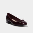 Ballerines &agrave; talons vernies bordeaux femme