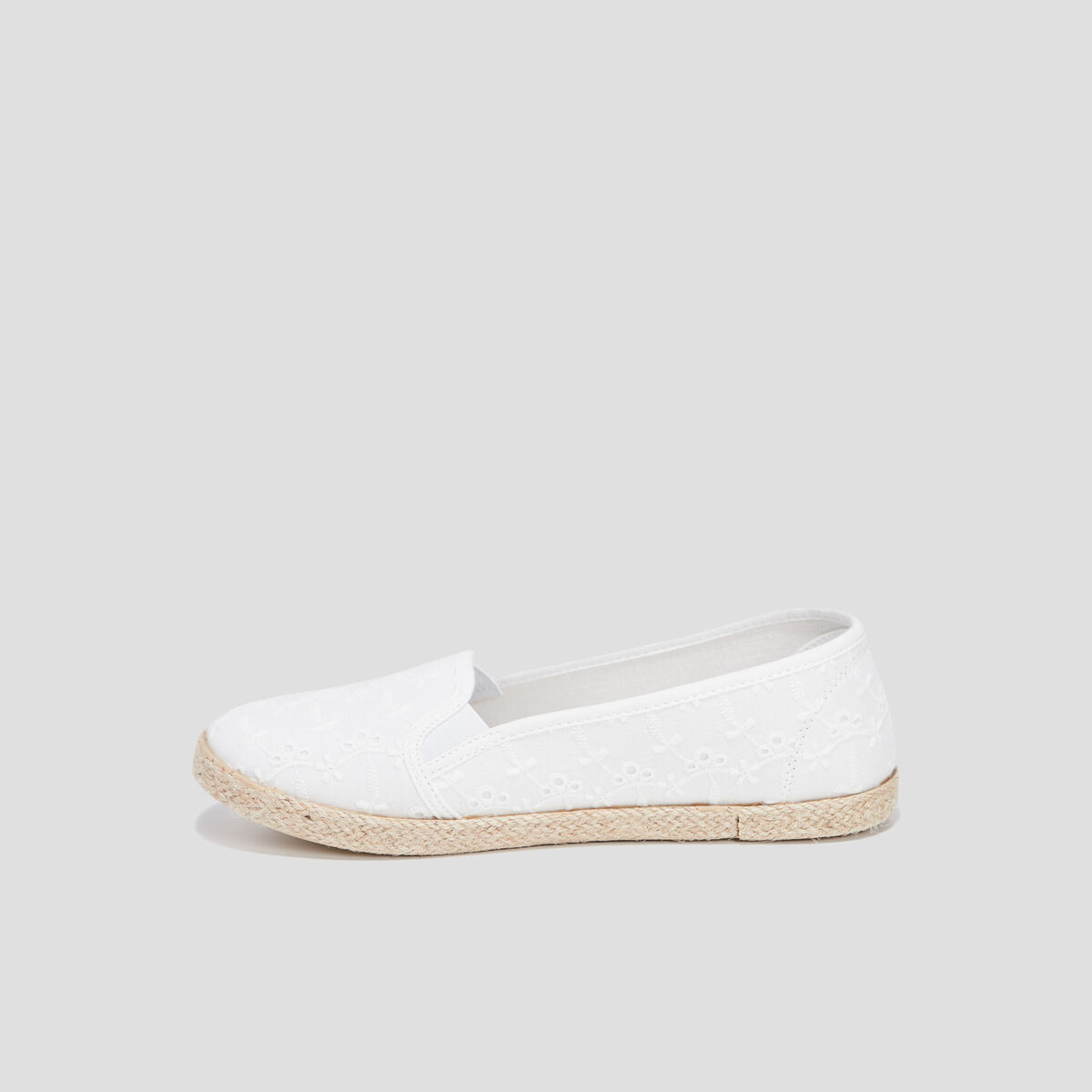 Ballerines brodées en toile blanc femme