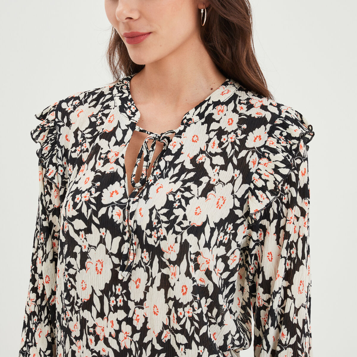 T-shirt cordons à nouer et volants noir femme