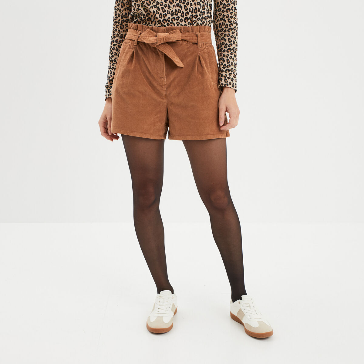 Short effet velours avec ceinture coton beige femme
