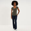 T-shirt col V ajust&eacute; manches courtes vert kaki femme