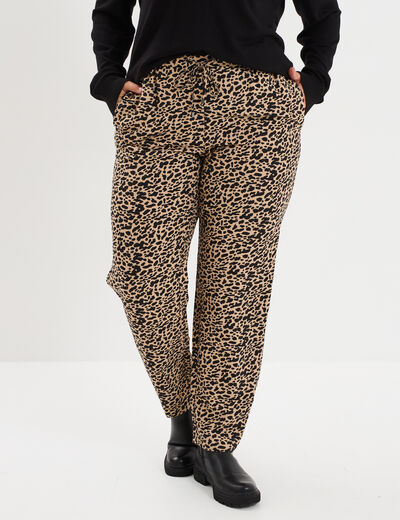 Pantalon fluide coupe carotte élastiqué beige femme grande taille