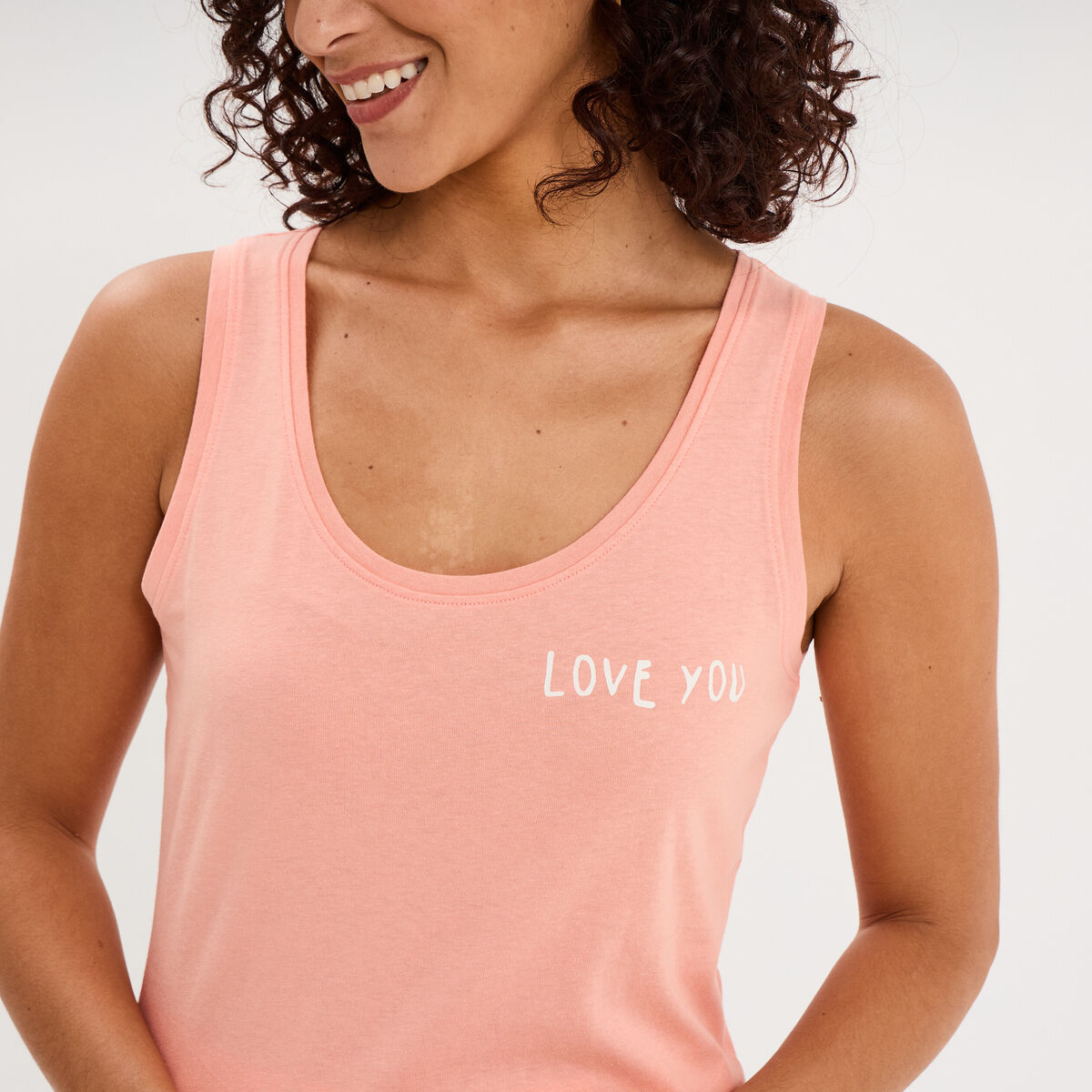 D&eacute;bardeur droit coton rose corail femme