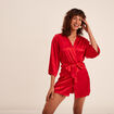 Déshabillé effet satin ceinturé rouge femme