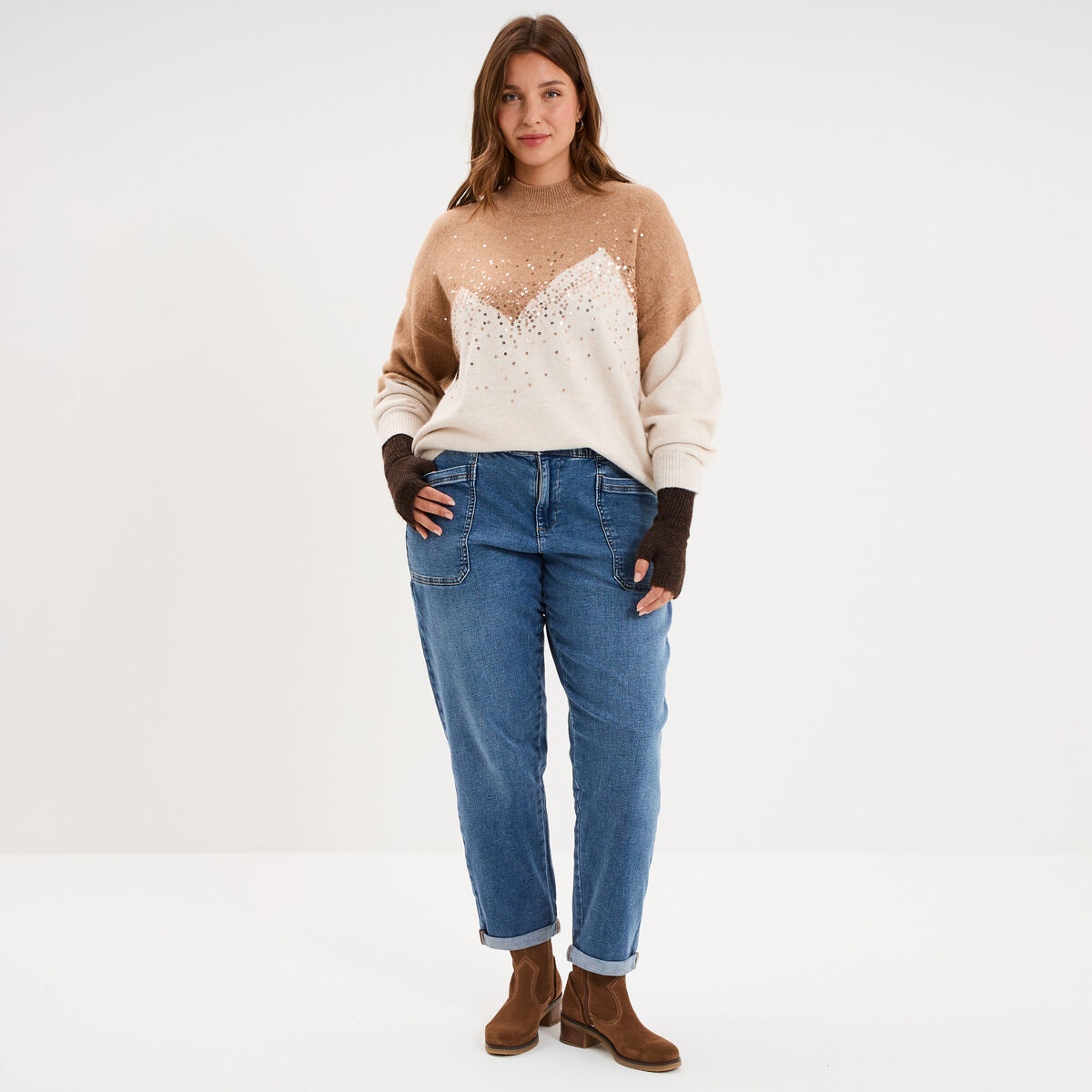 Pull col montant &agrave; sequins oversize beige femme grande taille