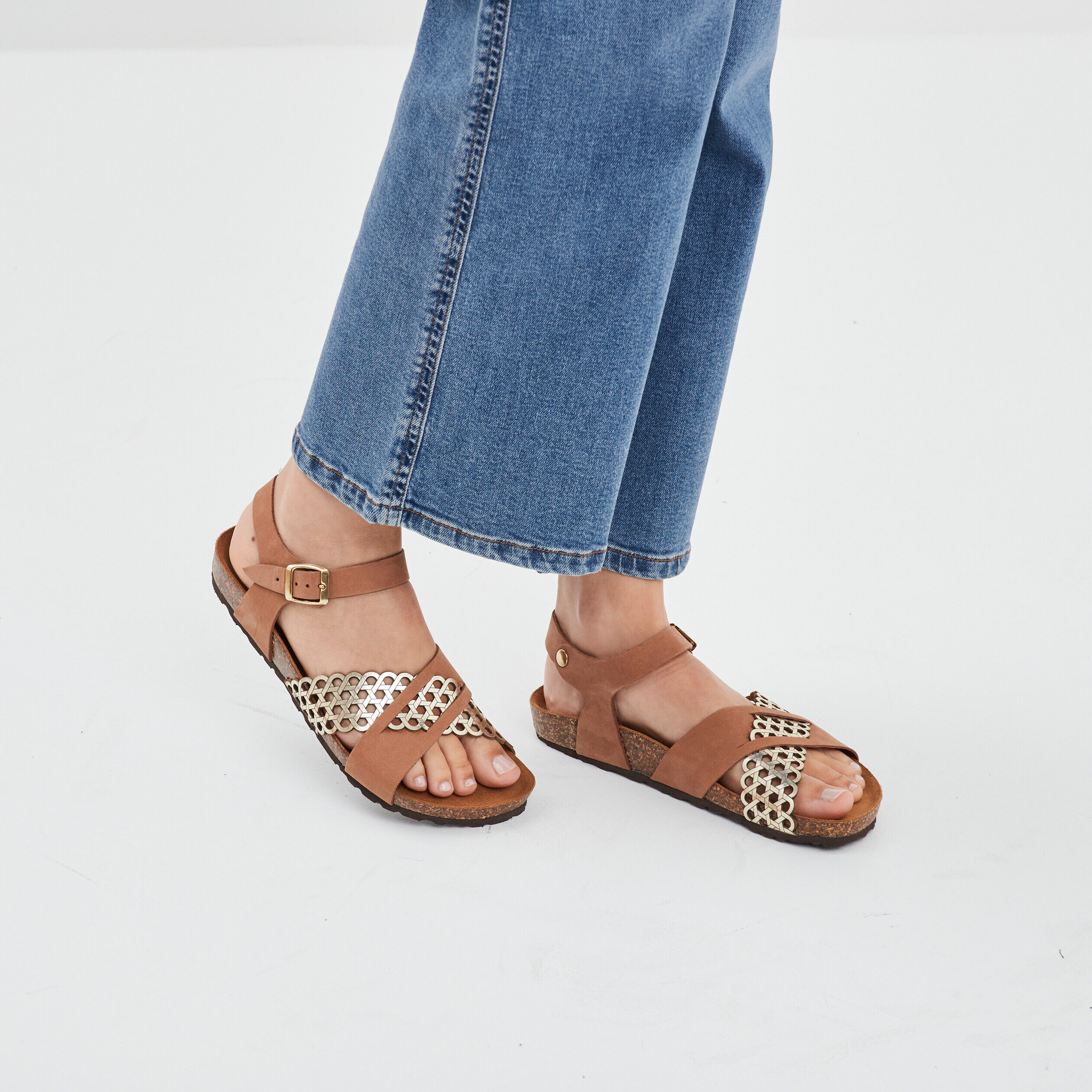 Sandales brides croisées en cuir Creeks marron femme CREEKS