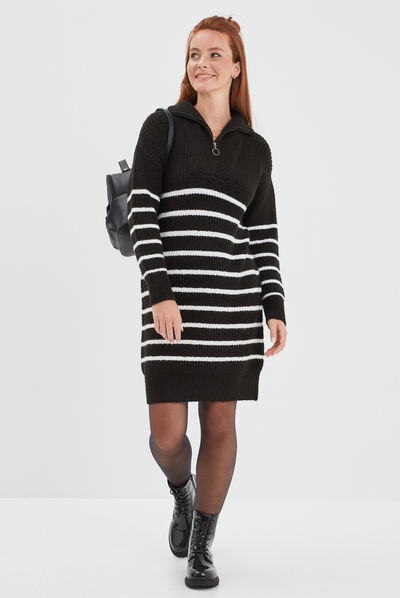 Robe pull col camionneur zippé noir femme