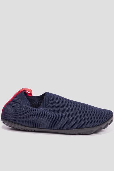 Chaussons avec perforations bleu marine garçon