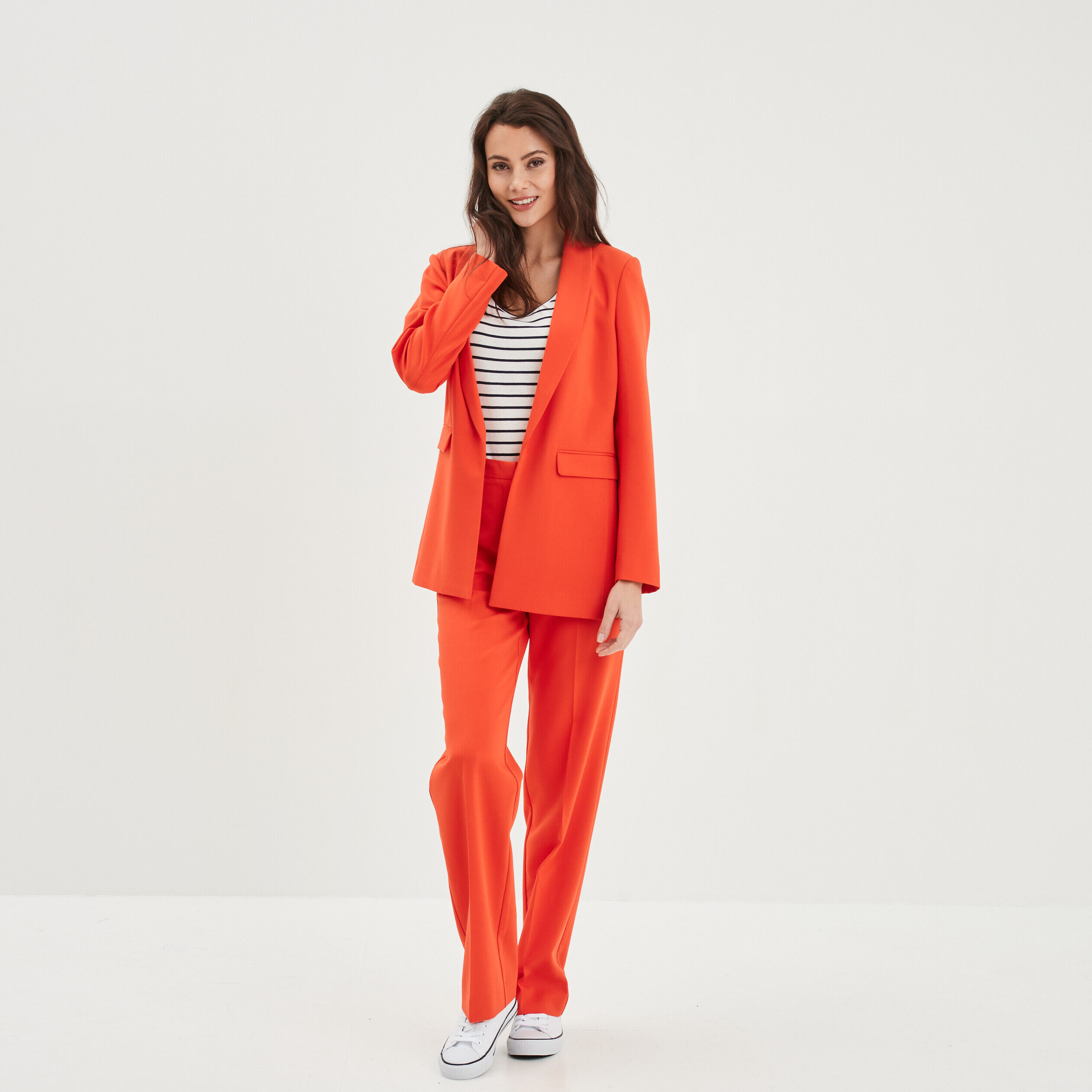 Veste fine femme sale