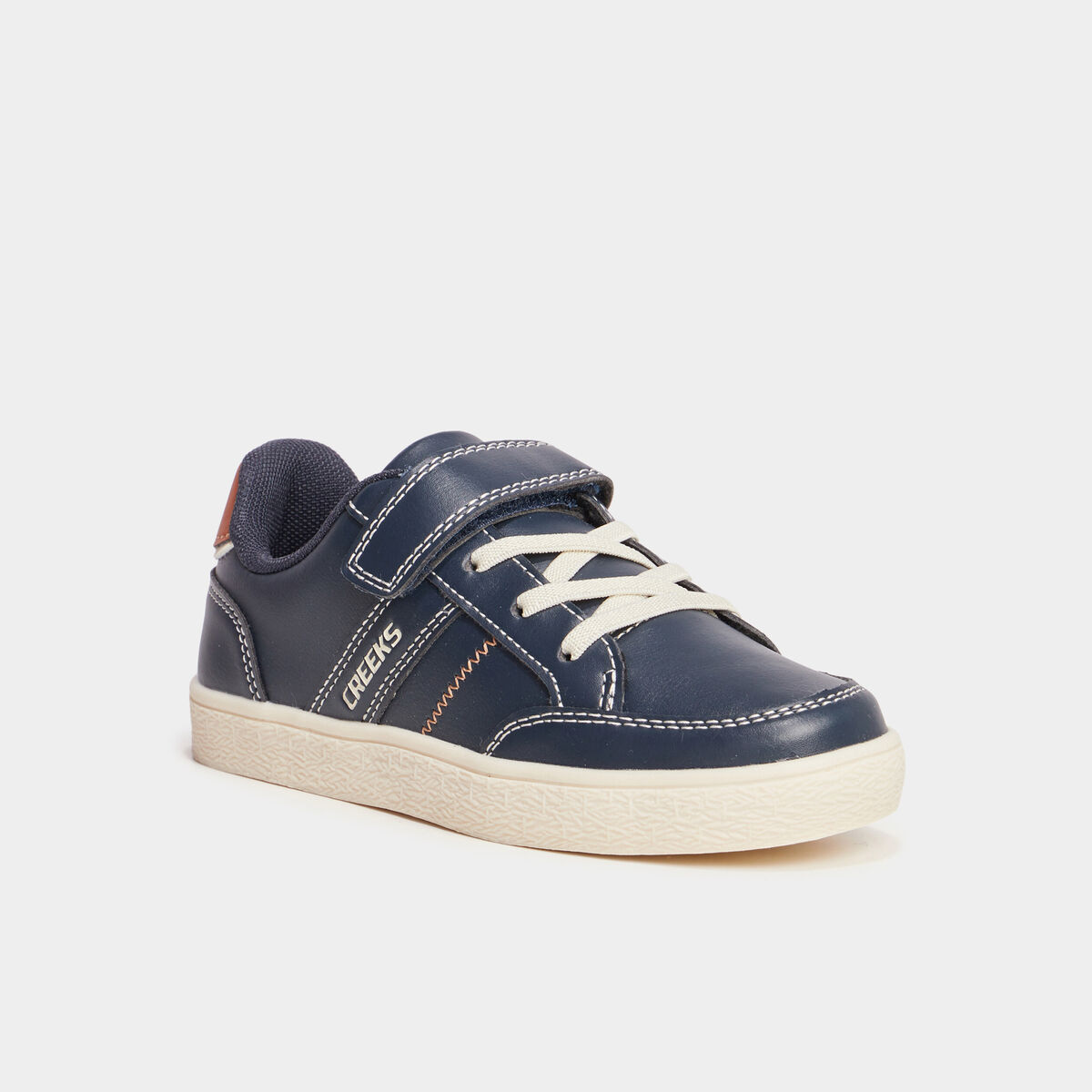 Tennis basses &agrave; scratchs bleu marine gar&ccedil;on