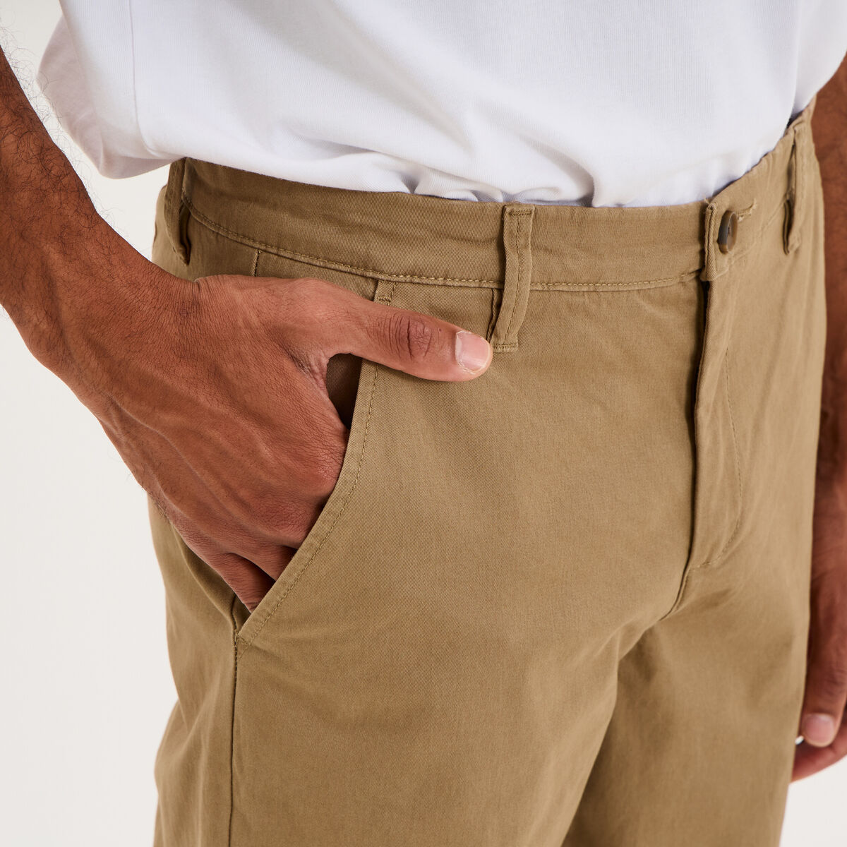 Pantalon chino droit stretch vert kaki homme