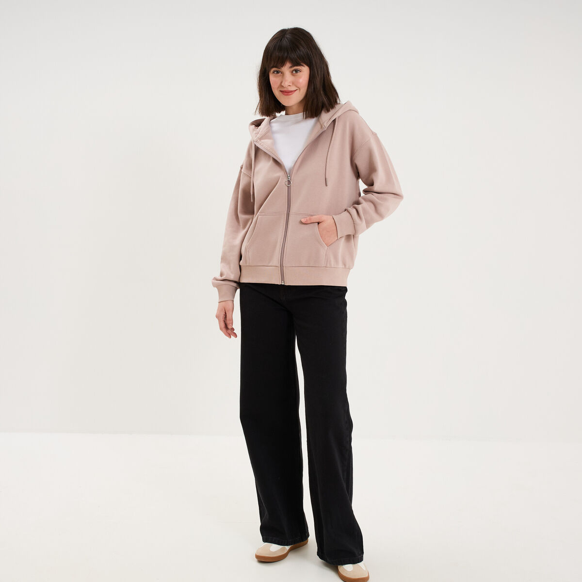 Sweat zipp&eacute; &agrave; capuche marron clair femme